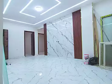 للبيع في شارع المنشية، الطوابق، 130 متر