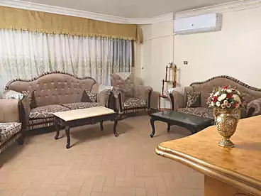 في مناطق فرعية في بور سعيد، بور سعيد، 135 متر