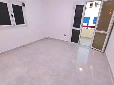 شقق للبيع في شاطئ النخيل - ٦ اكتوبر، العجمي، 150 متر
