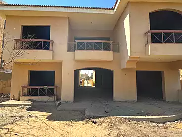 عقارات للبيع في شارع صدقي سليمان، جنوب الاكاديميه (ج)، 600 متر