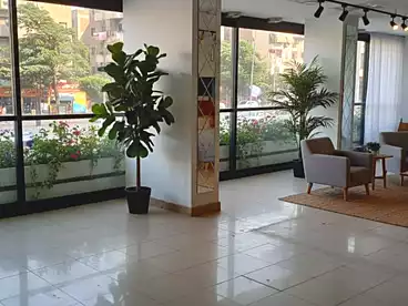 تجاري للبيع في شارع ابو داود الظاهري، مدينة نصر، 750 متر