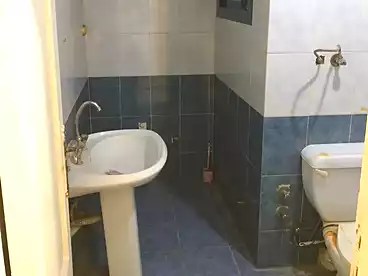عقارات للإيجار في طريق كعبيش، فيصل، 90 متر