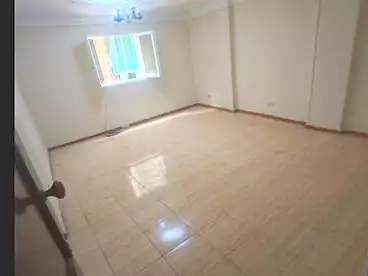 Apartments For sale in Kasr Al Quiri St, El Hanouvel, 125 sqm