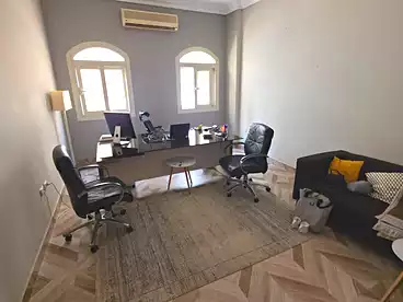 Corporate Branch For rent in Northern 90th St., 90th Street, 200 sqm