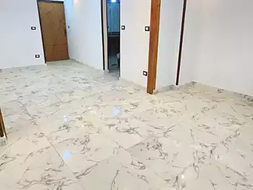 Apartments For sale in Gamal Abdel Nasser St., El Mandara, 135 sqm
