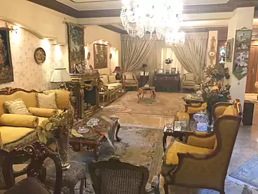 دوبلكس بحديقة للبيع في شارع خالد بن الوليد، جنوب الاكاديميه (د)، 300 متر