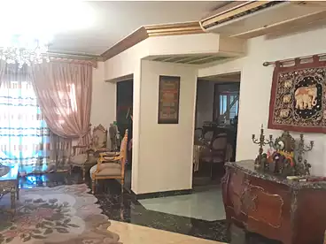 شقق للبيع في شارع الخليفة المأمون، مصر الجديدة، 160 متر