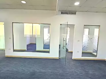 Offices For rent in Northern 90th St., 90th Street, 220 sqm