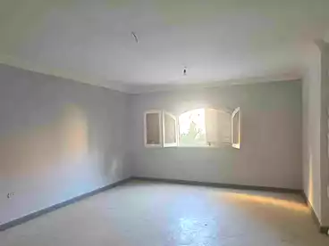 Administrative For rent in El-Gaish St, Mansoura, 450 sqm