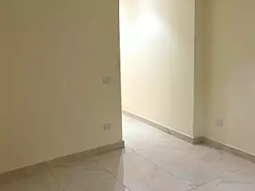 عقارات للإيجار في شارع مصطفي كامل، السيوف، 200 متر