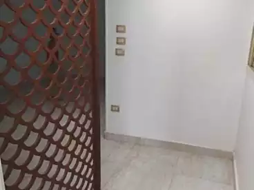 عقارات للإيجار في شارع التحرير، باب اللوق، 70 متر