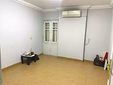 تجاري للإيجار في حلوان، القاهرة الكبرى، 180 متر