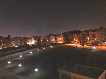 عقارات للبيع في شارع عبد الله بن الزبير، المستثمرين الجنوبية، 125 متر