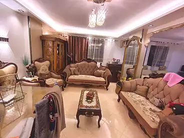 شقق للبيع في شارع نبيل طه، المطبعة، 125 متر