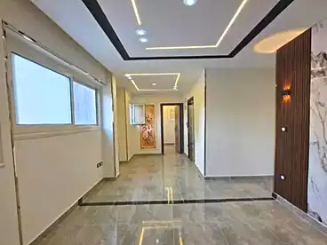 شقق للبيع في شارع خليل حماده، سيدي بشر بحري، 100 متر