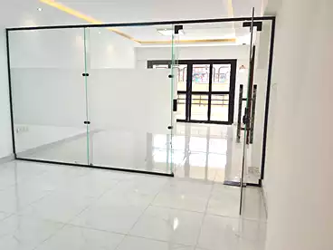 إداري للإيجار في طريق النصر، شيراتون، 200 متر