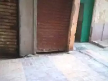 محلات للبيع في البيطاش، العجمي، 30 متر