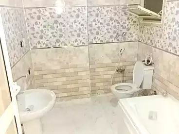 Apartments For sale in El Matbaa, Faisal, 140 sqm
