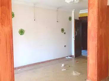 Apartments For rent in Al Wehda Al Arabeya St., Ain Shams, 200 sqm