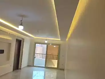 Apartments For sale in El Eshrein St., Hadayek Helwan, 195 sqm