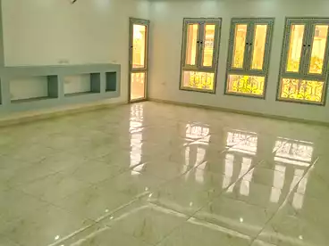 عقارات للإيجار في شارع علي السباعي، الياسمين 4، 200 متر
