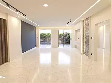 Apartment with Garden For sale in Phase 9, Extension of Rehab, 155 sqm