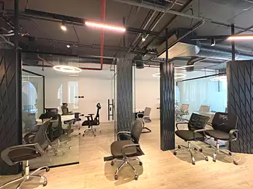 مكاتب للإيجار في مول ايستاون ديستريكت - سوديك، كمبوند بالتجمع الخامس، 225 متر