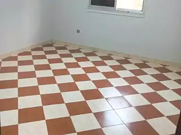 شقق للإيجار في شارع العشرين، فيصل، 100 متر