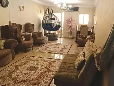 Apartments For sale in Queen Nazli St., Kafr Tuhurmos, 160 sqm
