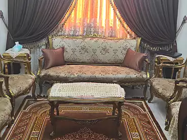 في شارع إبراهيم عبد الرازق، عين شمس الشرقية، 100 متر