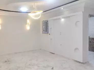 Apartments For sale in El Wasla St., El Moalemeen City, 105 sqm