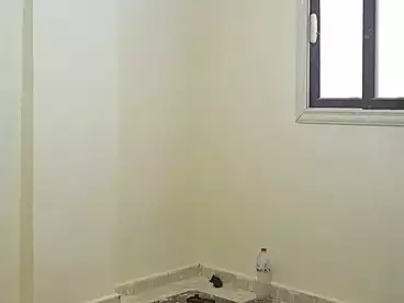 Apartments For sale in Kasr Al Quiri St, El Hanouvel, 100 sqm