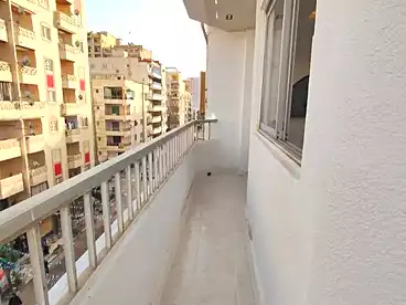 شقق للبيع في شاطئ النخيل - ٦ اكتوبر، العجمي، 100 متر