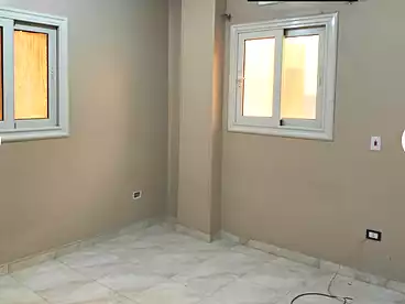شقق للبيع في الإسكان العائلي، 15 مايو، 120 متر