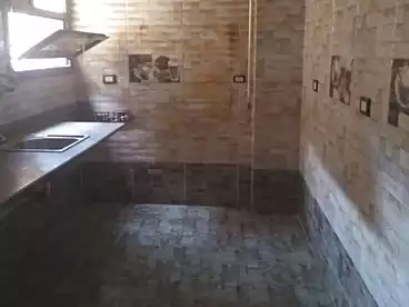 شقق للإيجار في اللبيني، فيصل، 160 متر