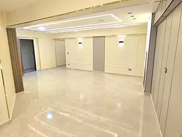 Apartments For sale in Mahmoud El-Isawy St., Miami, 175 sqm