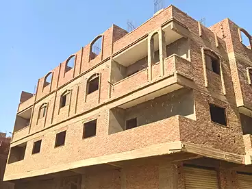 عمارات للبيع في المنيب، الجيزة، 200 متر