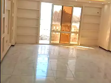 شقق للإيجار في شارع كورنيش النيل، حدائق حلوان، 200 متر