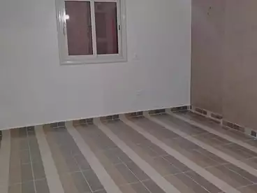 شقق للإيجار في شارع المجزر الالي، اللبيني، 200 متر