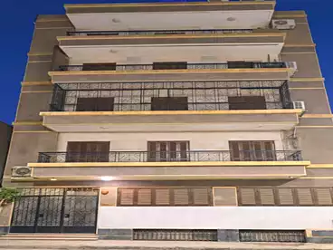 Building For sale in Salim Al Awal St, El Zaytoun El-Bahareya, 112 sqm