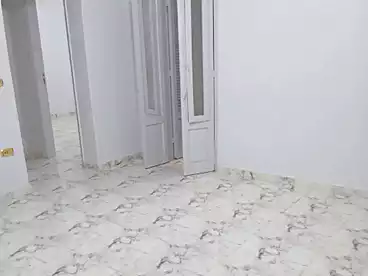 عقارات للإيجار في شارع الترعة، مدينة المنصورة، 100 متر