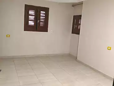 Apartments For sale in El Shareaa El Gharby St., Helwan, 120 sqm