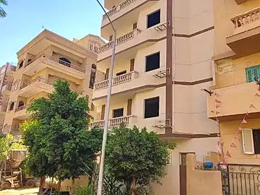 Building For sale in Street 8, Neighborhood 5th, 1080 sqm