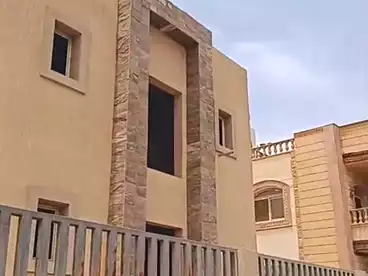 فلل للبيع في التوسعات الشرقية، 6 أكتوبر، 780 متر