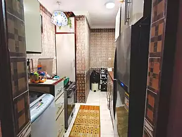 شقق للبيع في المندرة بحري، المندرة، 100 متر