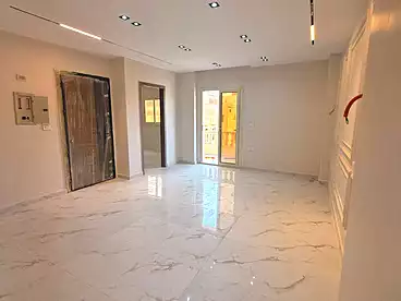 عقارات للبيع في شارع المهندس مصطفي عبد القادر، الحي الثالث، 135 متر