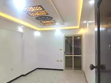 شقق للبيع في الكيلو 21، العجمي، 100 متر