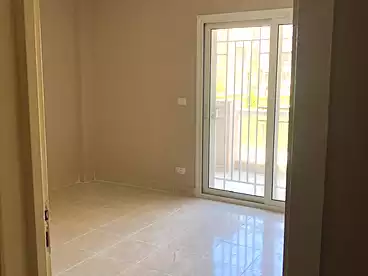 For sale in Madinaty - B 10, Tenth Zone Buildings, 189 sqm