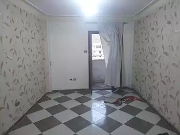 شقق للبيع في شارع الجلاء، فيكتوريا، 100 متر