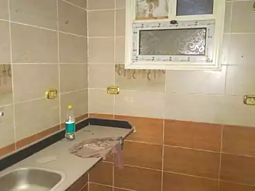Properties For sale in El Shareaa El Gharby St., Helwan, 140 sqm